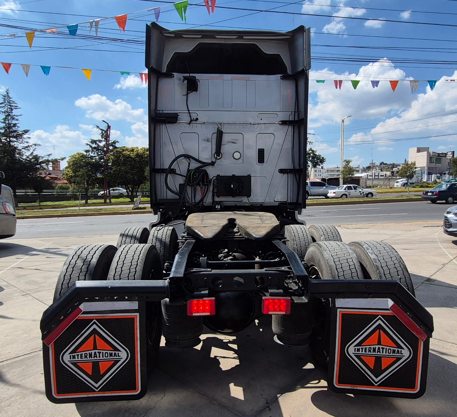 
								Prostar International Vu 18 Vel 2016 full									