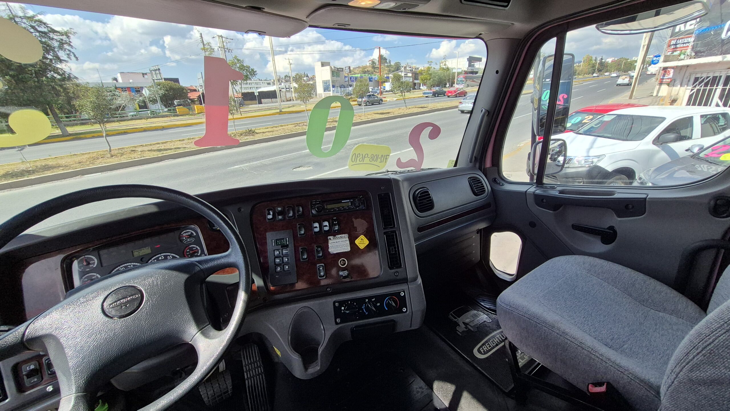 
								2013 Freightliner M2 Rabon full									