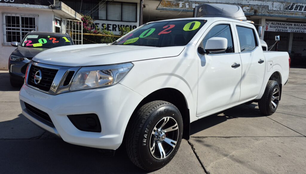 2020 Nissan Np300 Doble Cabina Se