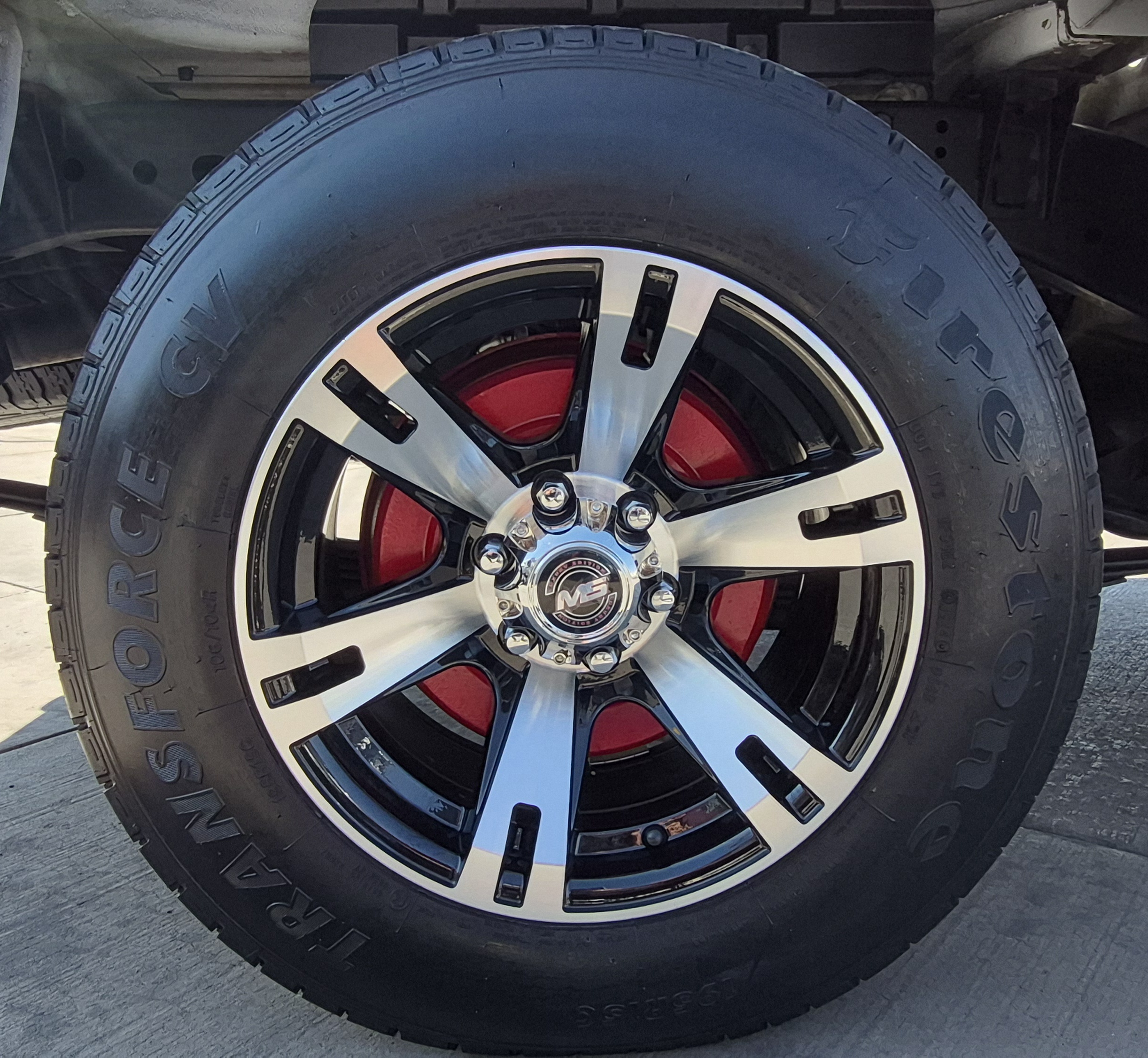 
								2020 Nissan Np300 Doble Cabina Se full									