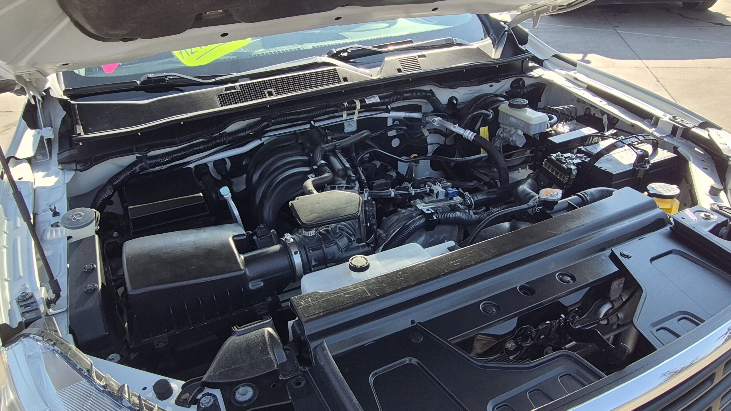 
								2020 Nissan Np300 Doble Cabina Se full									