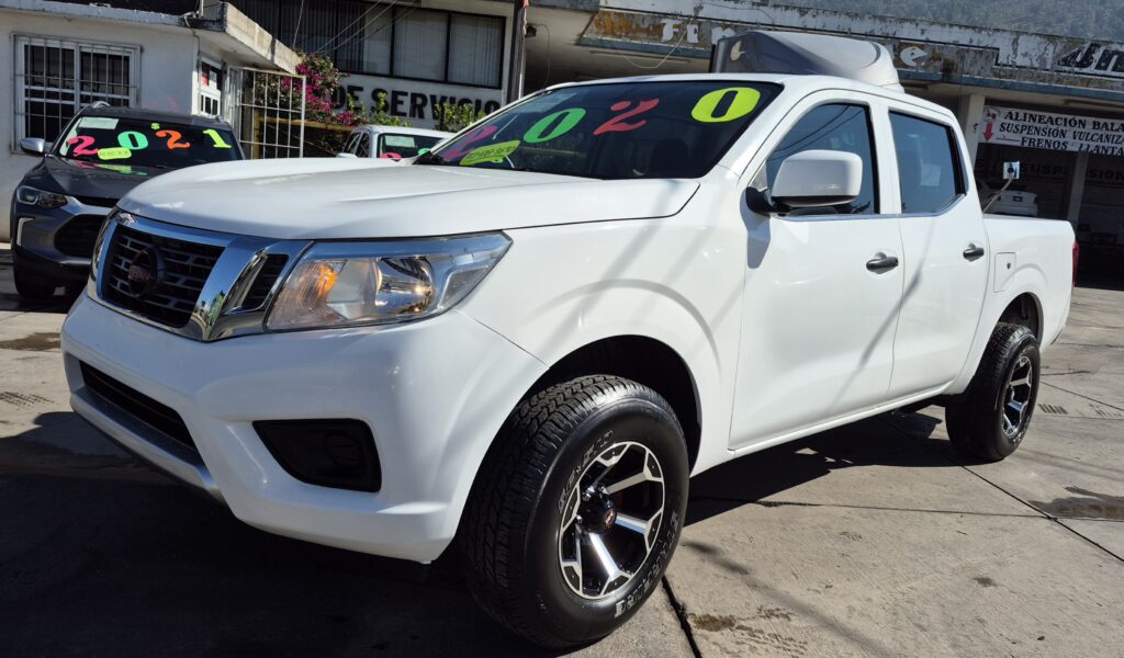 2020 Nissan Np300 Doble Cab Se