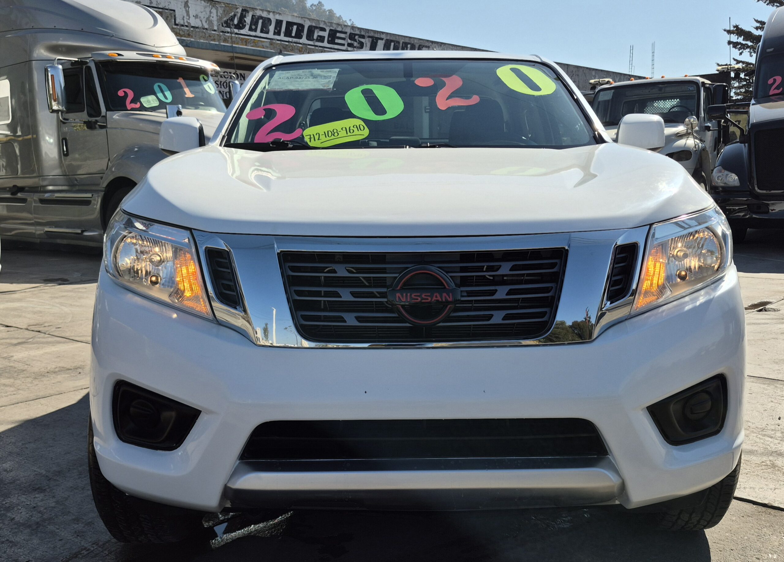 
								2020 Nissan Np300 Doble Cab Se full									