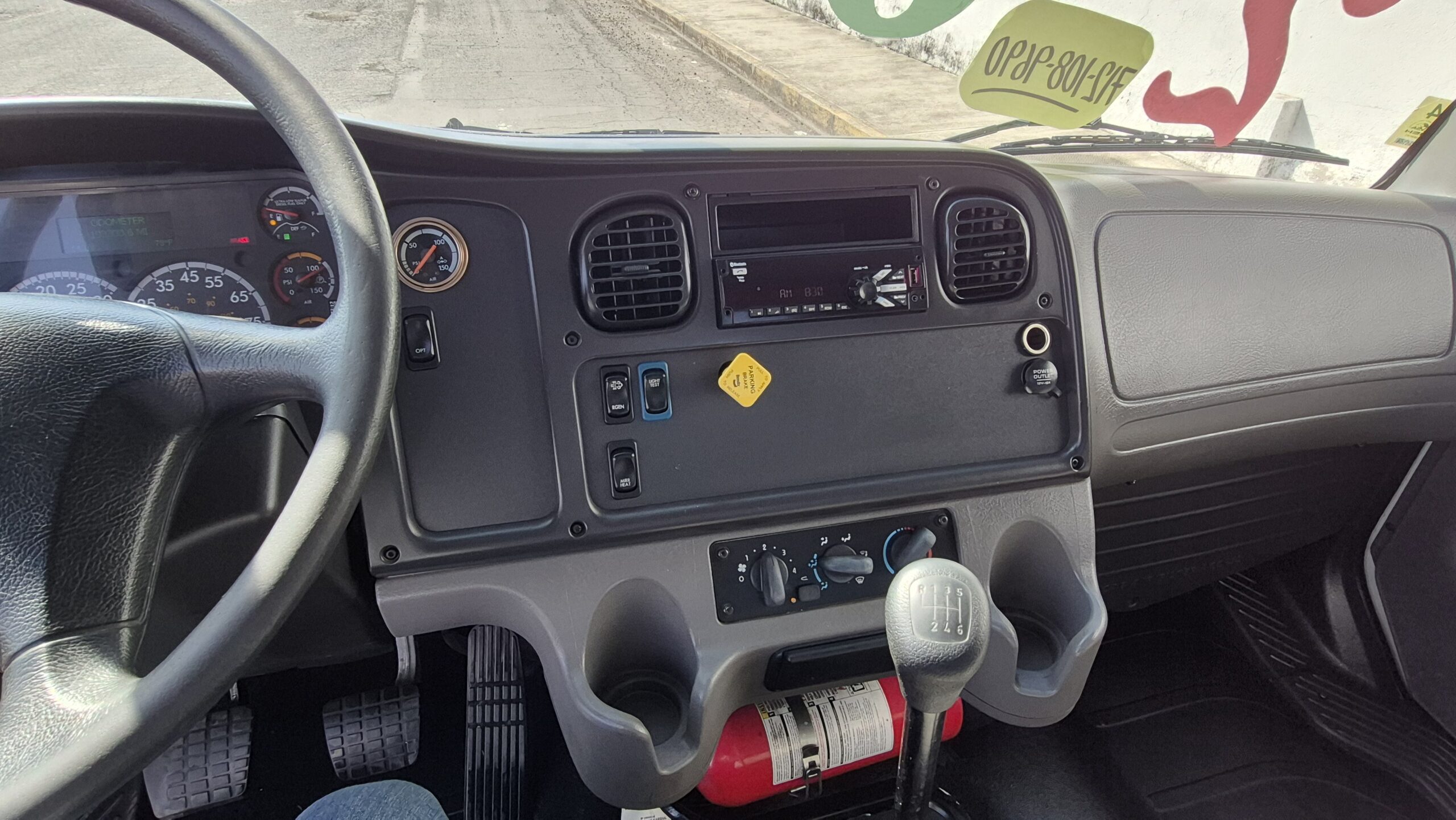 
								2018 Freightliner M2 Rabon con Plataforma full									