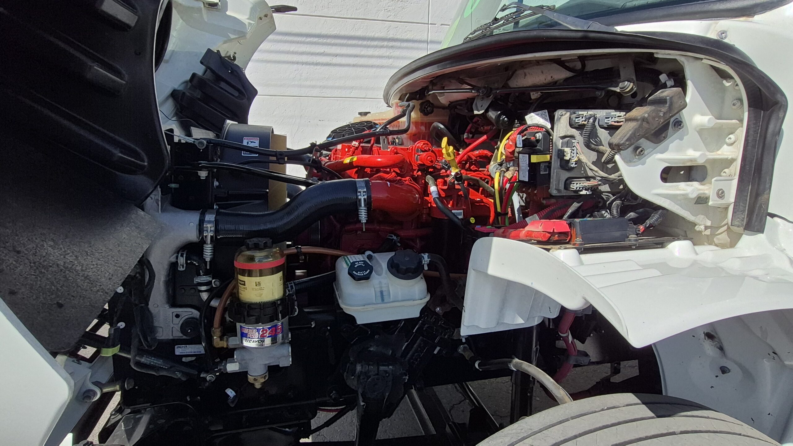 
								2018 Freightliner M2 Rabon con Plataforma full									