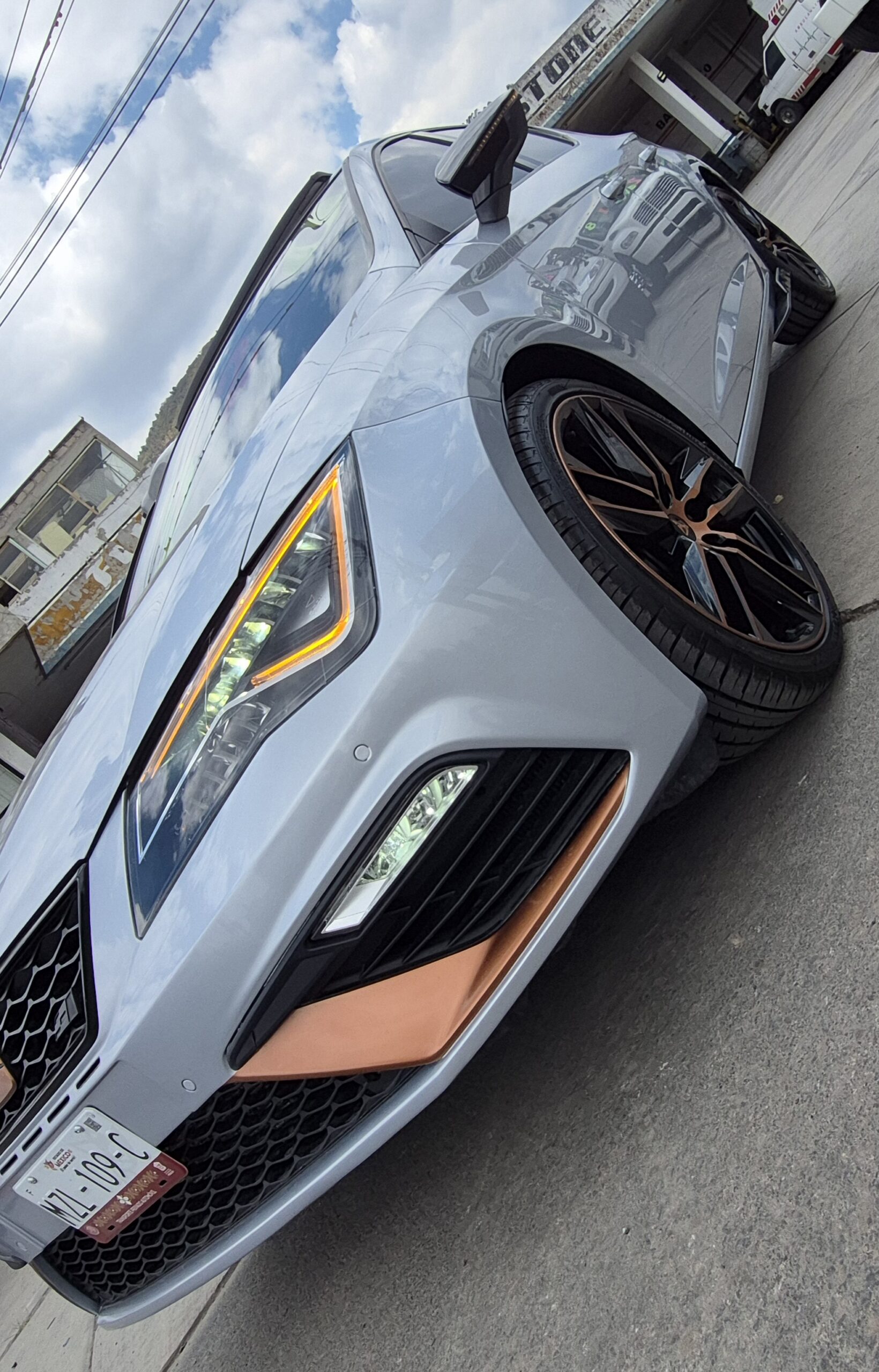 
								2020 Seat Leon Cupra 290Hp full									