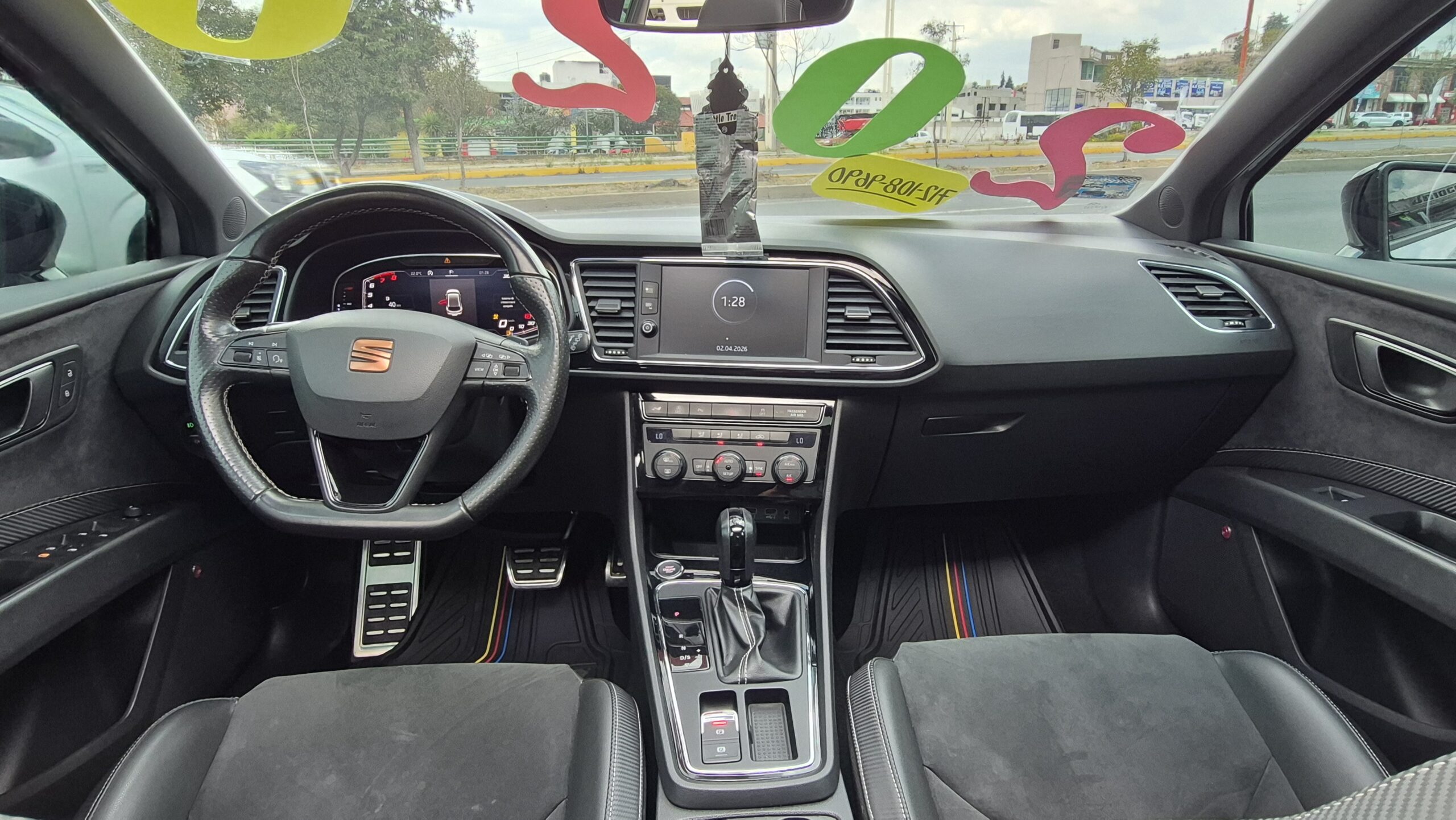 
								2020 Seat Leon Cupra 290Hp full									