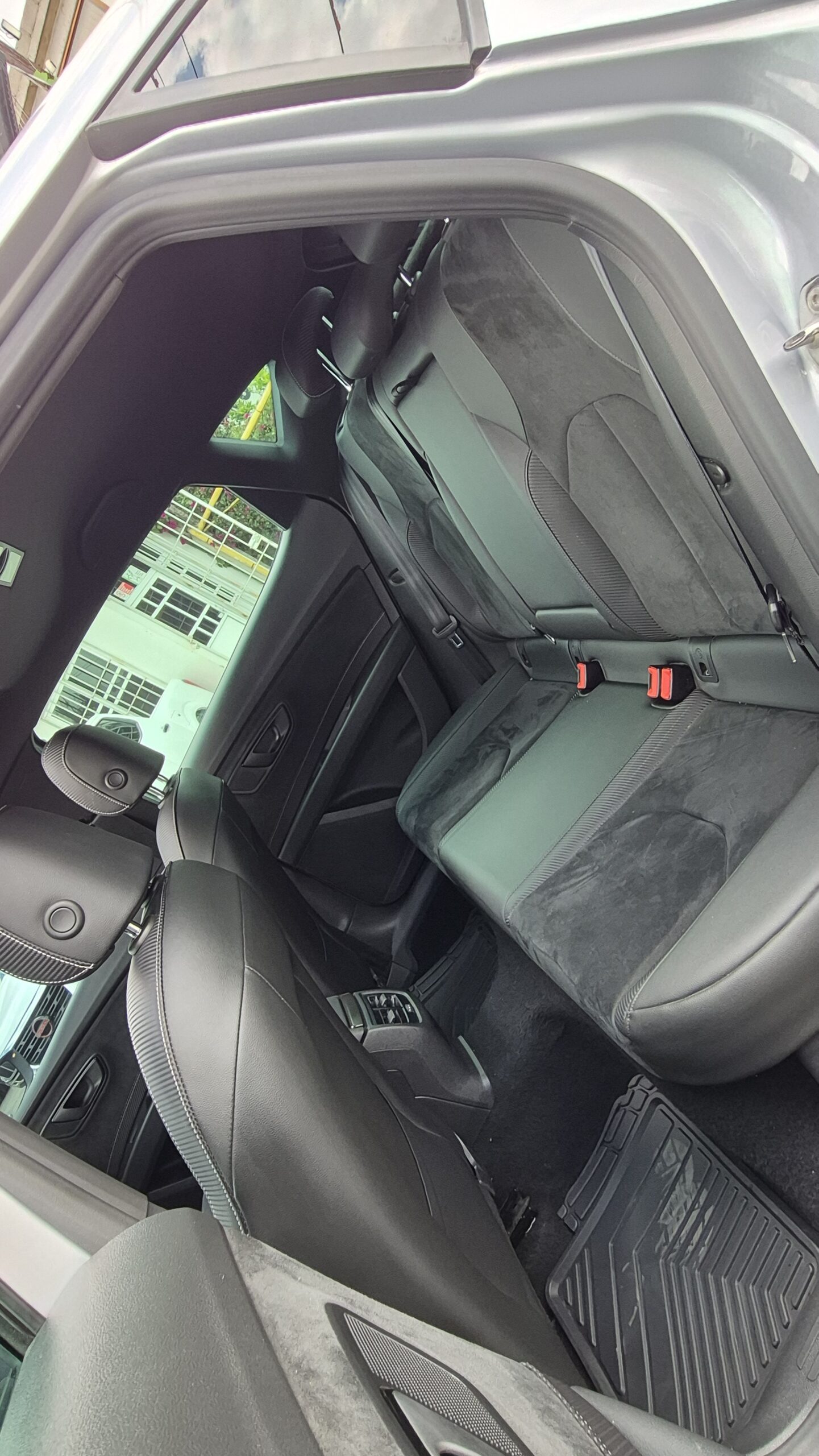 
								2020 Seat Leon Cupra 290Hp full									