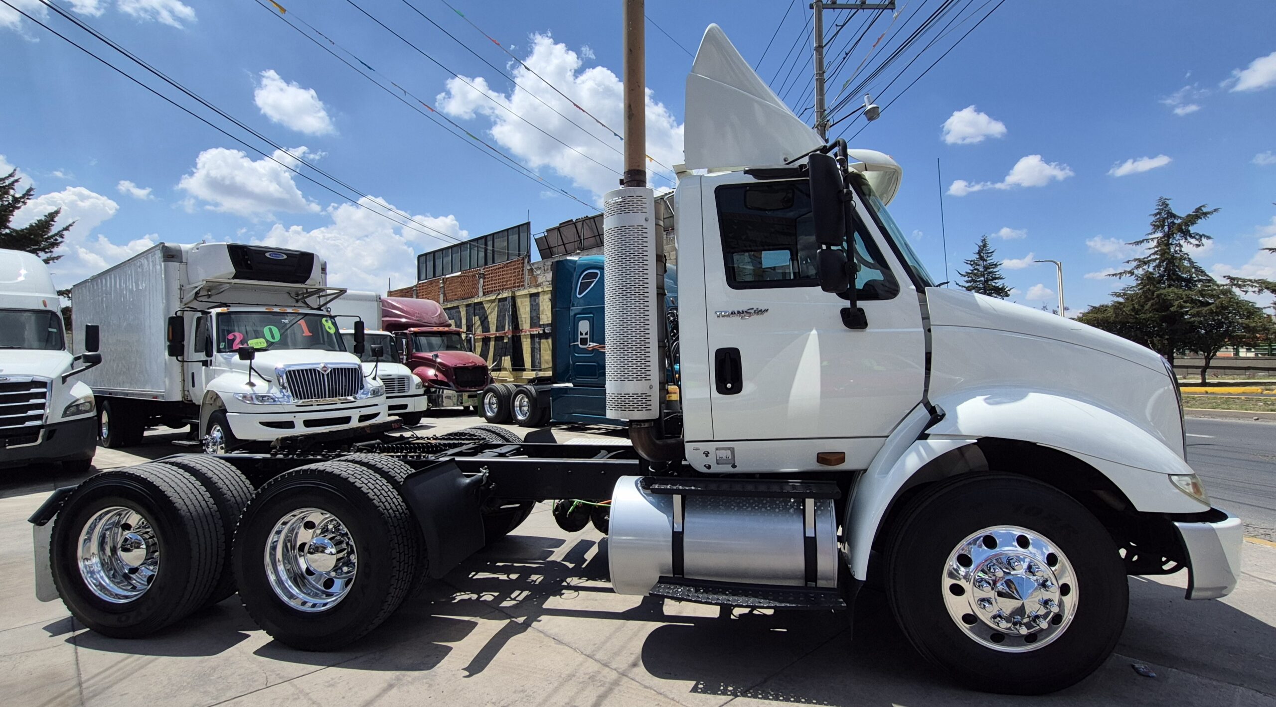
								2008 International Transtar 8600 full									