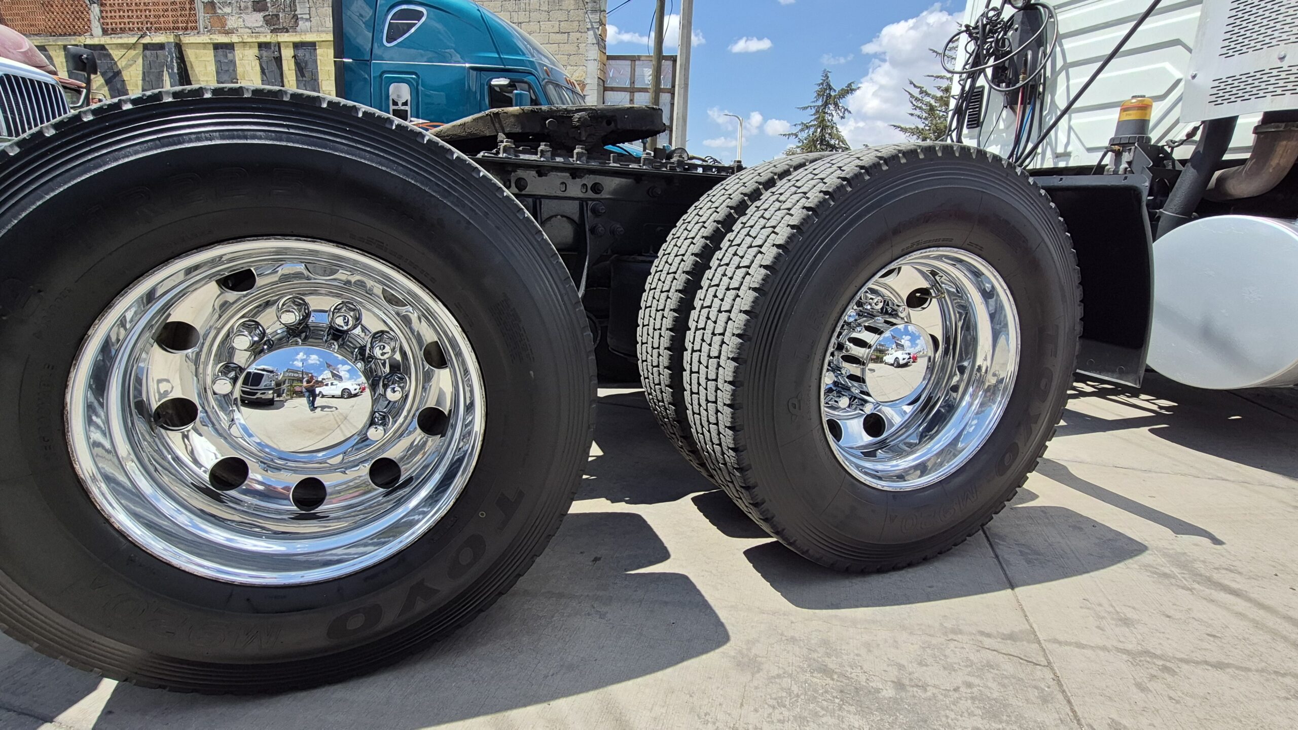 
								2008 International Transtar 8600 full									