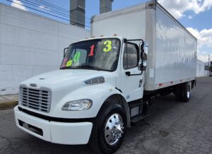 2013 Freightliner M2 Rabon Caja Seca