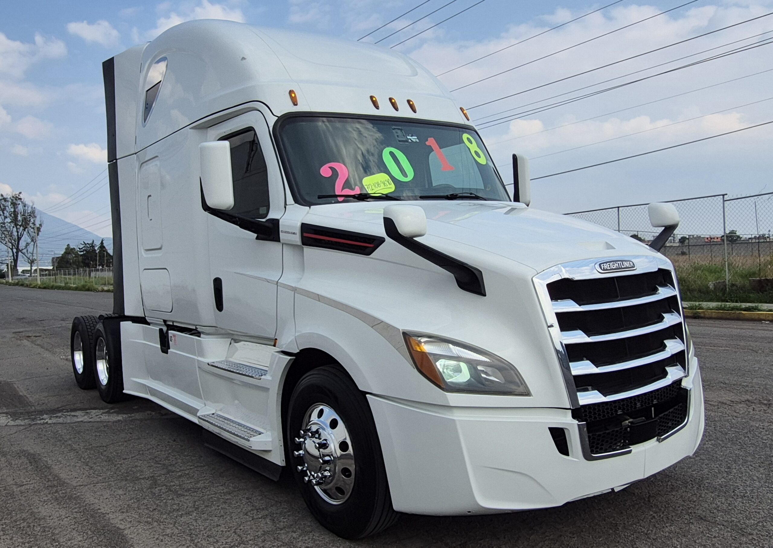 
								2018 Freightliner Cascadia Evolution full									