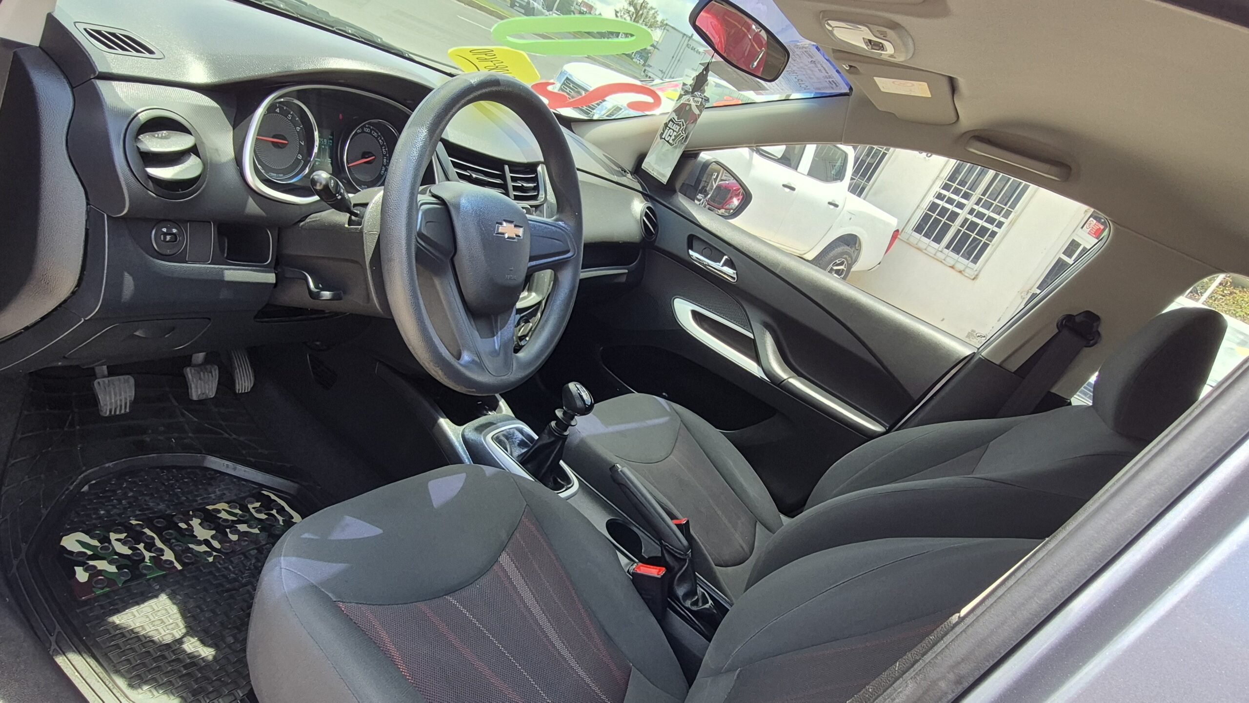 
								2020 Chevrolet Aveo full									